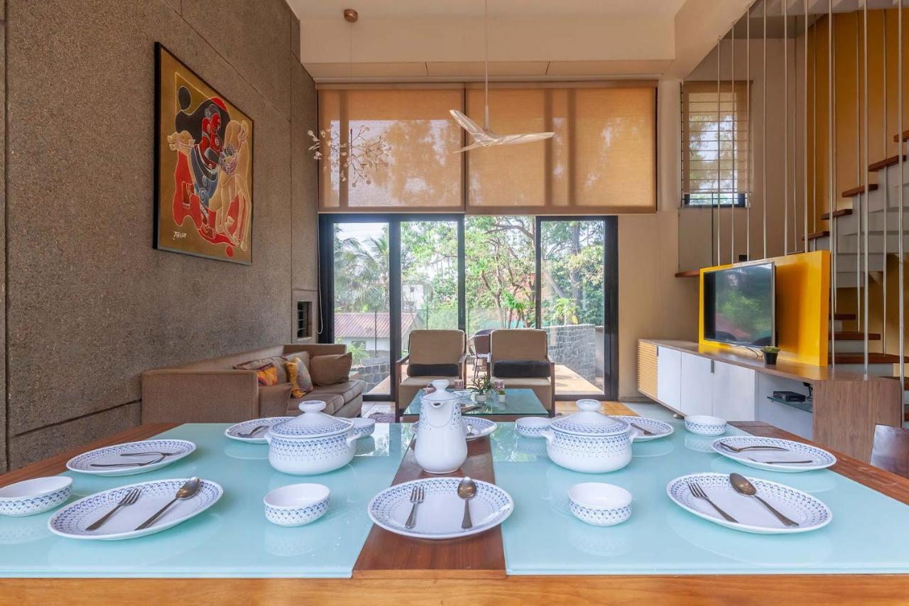 Villa Foresta By Stayvista With Modern Decor, Swimming Pool & Expansive Lawn For A Perfect Escape Lonavala Exterior foto